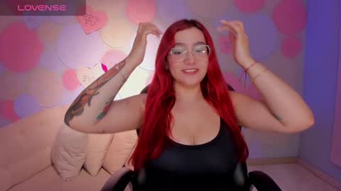 Violett Castel online show from December 12, 2024, 8:10 pm