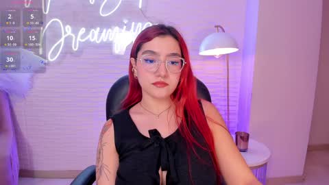 Violett Castel online show from December 23, 2024, 8:14 pm