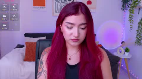 Snapshot of violettcastel chatting on June 17, 2026, 8:21 pm Violett Castel online show from June 17, 2026, 8:21 pm