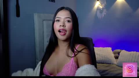 Violett Doll online show from June 11, 2026, 10:52 pm