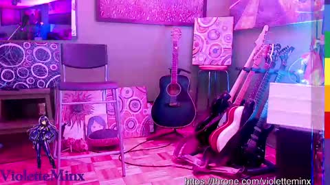 Violette online show from April 22, 2026, 11:17 pm