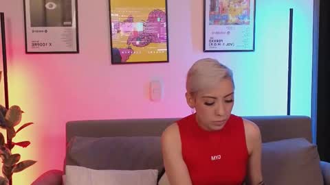 Violet online show from March 18, 2026, 12:58 am