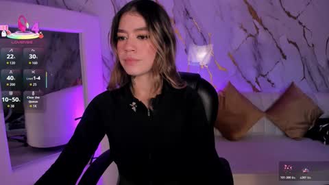 Violett  online show from November 7, 2025, 10:59 am