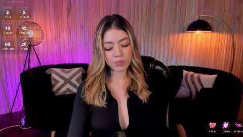 Snapshot of violetthansson chatting on February 25, 2026, 6:17 pm Violett online show from February 25, 2026, 6:17 pm