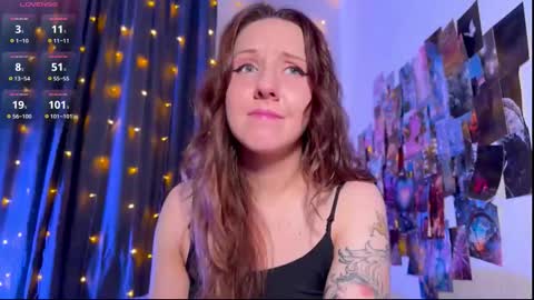 Snapshot of violettmo0n chatting on March 22, 2026, 9:23 am Next stream 1522026 400 GMT 3 online show from March 22, 2026, 9:23 am