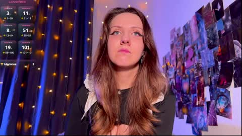 Snapshot of violettmo0n chatting on March 28, 2026, 11:59 pm Next stream 1522026 400 GMT 3 online show from March 28, 2026, 11:59 pm