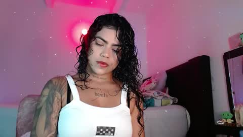  Violet  online show from January 29, 2025, 6:39 pm