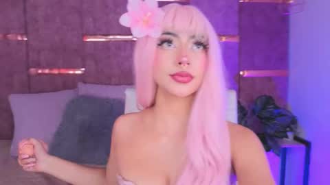 viollettebylyly online show from December 13, 2025, 7:53 pm