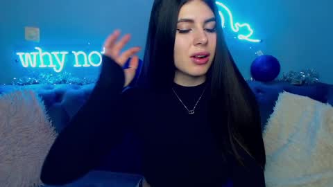 viollinalv online show from December 20, 2024, 11:54 am