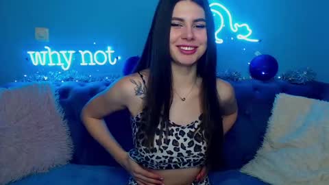 viollinalv online show from December 21, 2024, 5:47 am