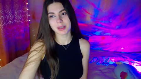 viollinalv online show from January 7, 2025, 8:42 pm