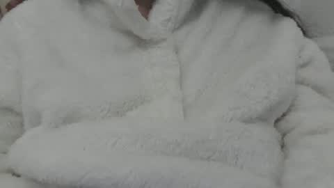 . online show from December 21, 2025, 6:59 pm