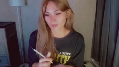 Pearl online show from May 4, 2026, 2:02 pm