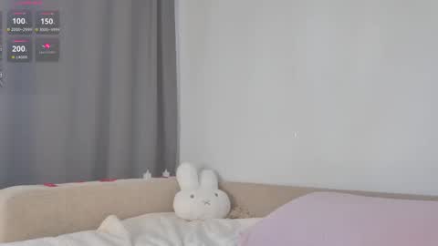 Snapshot of virgiin_lily chatting on February 5, 2026, 10:31 am Lily online show from February 5, 2026, 10:31 am