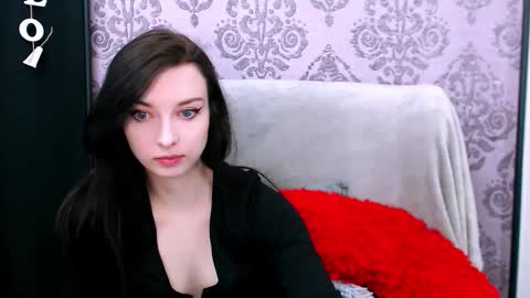 VirginLuna online show from March 31, 2026, 4:51 pm