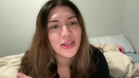 Virgngirl online show from September 27, 2025, 3:33 am