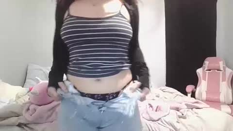Virgngirl online show from October 9, 2025, 1:36 am