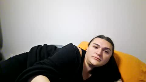 priscilla online show from September 29, 2025, 4:06 am