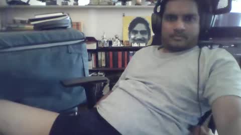 Snapshot of visionzzzz chatting on April 4, 2026, 3:38 am Visionzzzz online show from April 4, 2026, 3:38 am