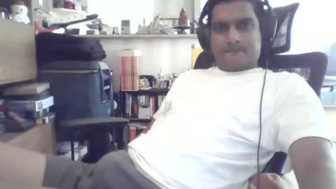 Snapshot of visionzzzz chatting on May 11, 2026, 4:29 am Visionzzzz online show from May 11, 2026, 4:29 am
