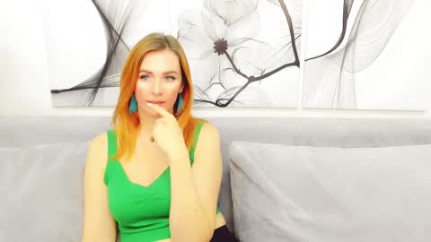 Snapshot of vita_flowen chatting on February 25, 2025, 8:36 am Vita online show from February 25, 2025, 8:36 am