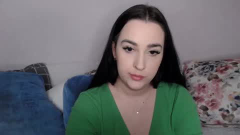 Snapshot of vitalina_freedom chatting on December 3, 2024, 4:17 pm Vitalina online show from December 3, 2024, 4:17 pm