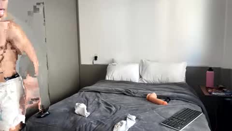 Snapshot of vitoraugustoxxx chatting on October 17, 2025, 11:46 am vitoraugustoxxx online show from October 17, 2025, 11:46 am