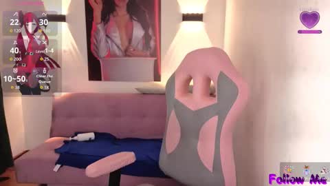 Snapshot of vittoria_lombardi07 chatting on October 26, 2025, 7:25 am VITTORIA  online show from October 26, 2025, 7:25 am