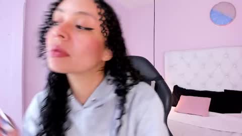 Vivi online show from November 15, 2025, 3:59 am