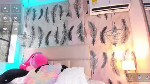 Viviana  online show from November 30, 2025, 8:24 pm