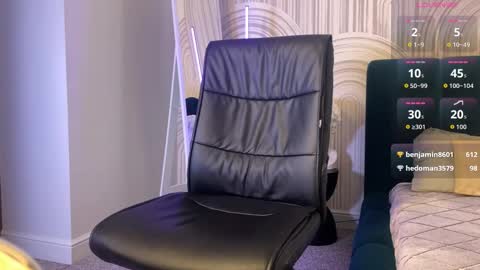 Snapshot of vivian_evans_ chatting on March 16, 2026, 5:44 am Vivian Evans online show from March 16, 2026, 5:44 am