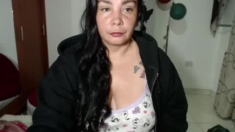 Snapshot of vivian_milf_paint chatting on September 17, 2025, 3:19 am vivian_milf_paint online show from September 17, 2025, 3:19 am