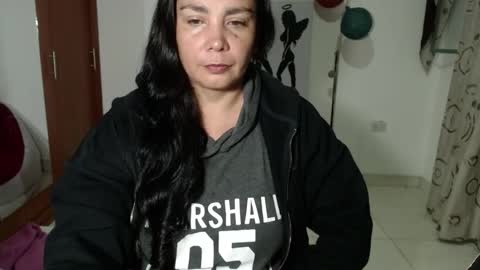 Snapshot of vivian_milf_paint chatting on October 1, 2025, 4:29 am vivian_milf_paint online show from October 1, 2025, 4:29 am
