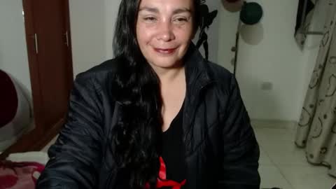 Snapshot of vivian_milf_paint chatting on October 7, 2025, 3:14 am vivian_milf_paint online show from October 7, 2025, 3:14 am