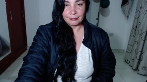 Snapshot of vivian_milf_paint chatting on October 24, 2025, 4:09 am vivian_milf_paint online show from October 24, 2025, 4:09 am