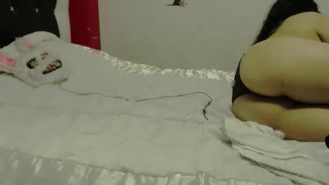 Snapshot of vivian_walt_ chatting on April 24, 2026, 4:59 am melissa online show from April 24, 2026, 4:59 am