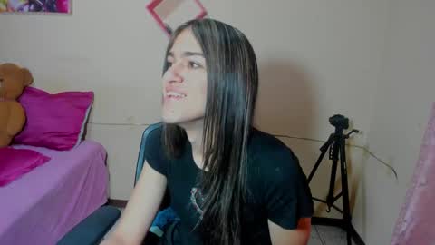 instagram Viviana73215 online show from February 5, 2025, 12:06 pm
