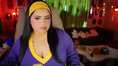 Vivi online show from October 18, 2025, 4:59 am