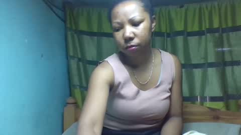 viviane0812 online show from September 26, 2025, 7:01 am