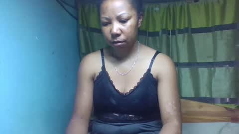 viviane0812 online show from November 28, 2025, 7:11 am