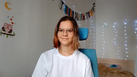 Victoria online show from September 13, 2025, 6:35 am
