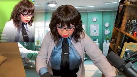 Snapshot of vivianfrost chatting on February 1, 2026, 4:55 am VivianFrosty online show from February 1, 2026, 4:55 am