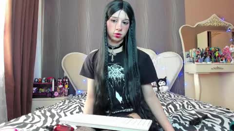 Snapshot of vivianmiller_ chatting on January 11, 2025, 12:18 pm Vivian online show from January 11, 2025, 12:18 pm