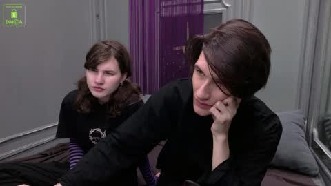 VIVIARAGENDY online show from September 22, 2025, 10:28 am