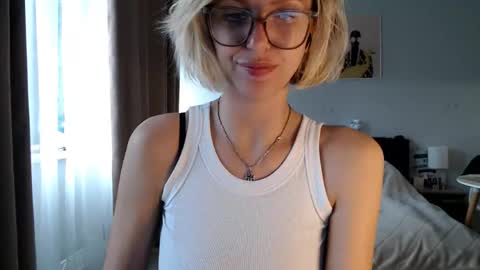 VI       online show from May 18, 2026, 4:13 pm