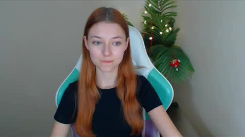 Snapshot of vivien_leight chatting on December 25, 2024, 10:05 pm Vivien online show from December 25, 2024, 10:05 pm