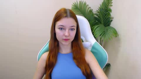 Snapshot of vivien_leight chatting on January 29, 2025, 6:39 pm Vivien online show from January 29, 2025, 6:39 pm