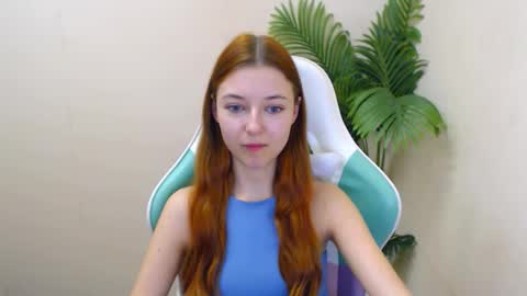 Snapshot of vivien_leight chatting on January 29, 2025, 9:39 pm Vivien online show from January 29, 2025, 9:39 pm