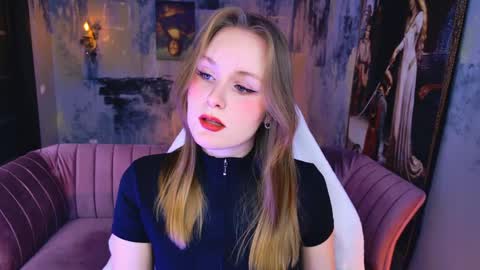 Snapshot of vivienleeigh chatting on March 30, 2026, 6:03 am Vivien online show from March 30, 2026, 6:03 am