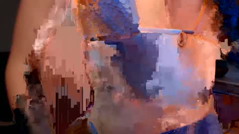 Vivienne online show from March 5, 2025, 10:43 pm